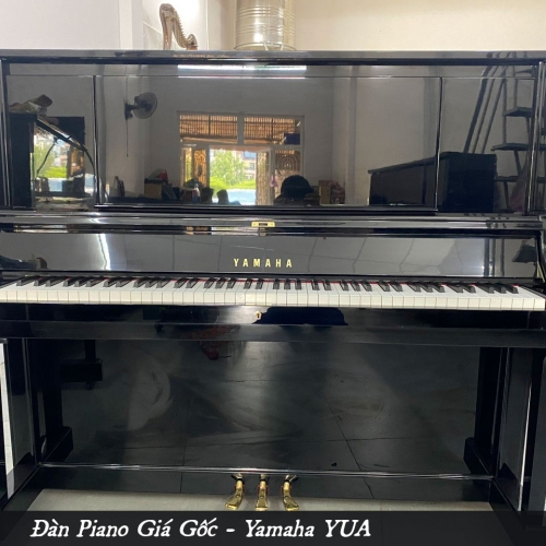 Piano Yamaha YUA